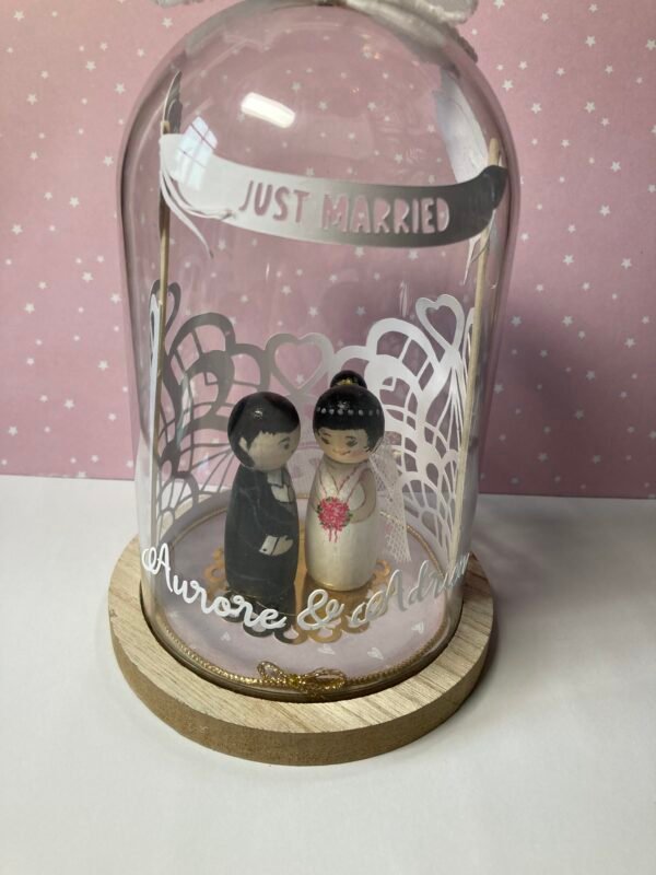 Cloche « les mariés » personnalisée .