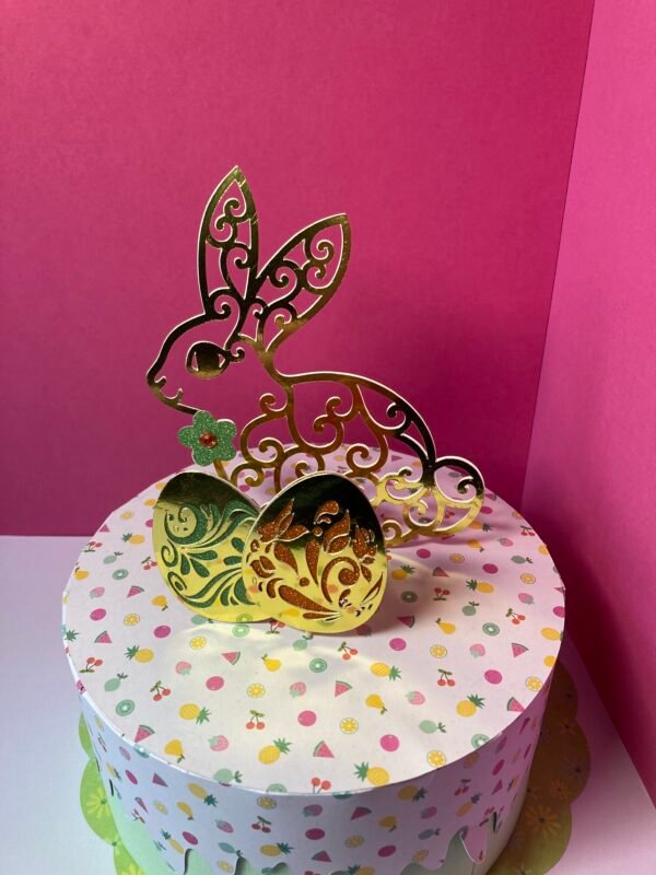 Décoration pour gâteau lapin doré. Cake topper.